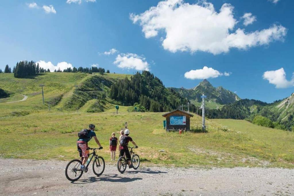 L'Enchalpe, Grand Et Lumineux Studio Avec Coin Montagne 5 Personnes, 60M Des Pistes, Piscine Couverte, Wifi, Grand Balcon Expo Est, Draps Non Compris Saint-Jean-dʼAulps Exteriér fotografie